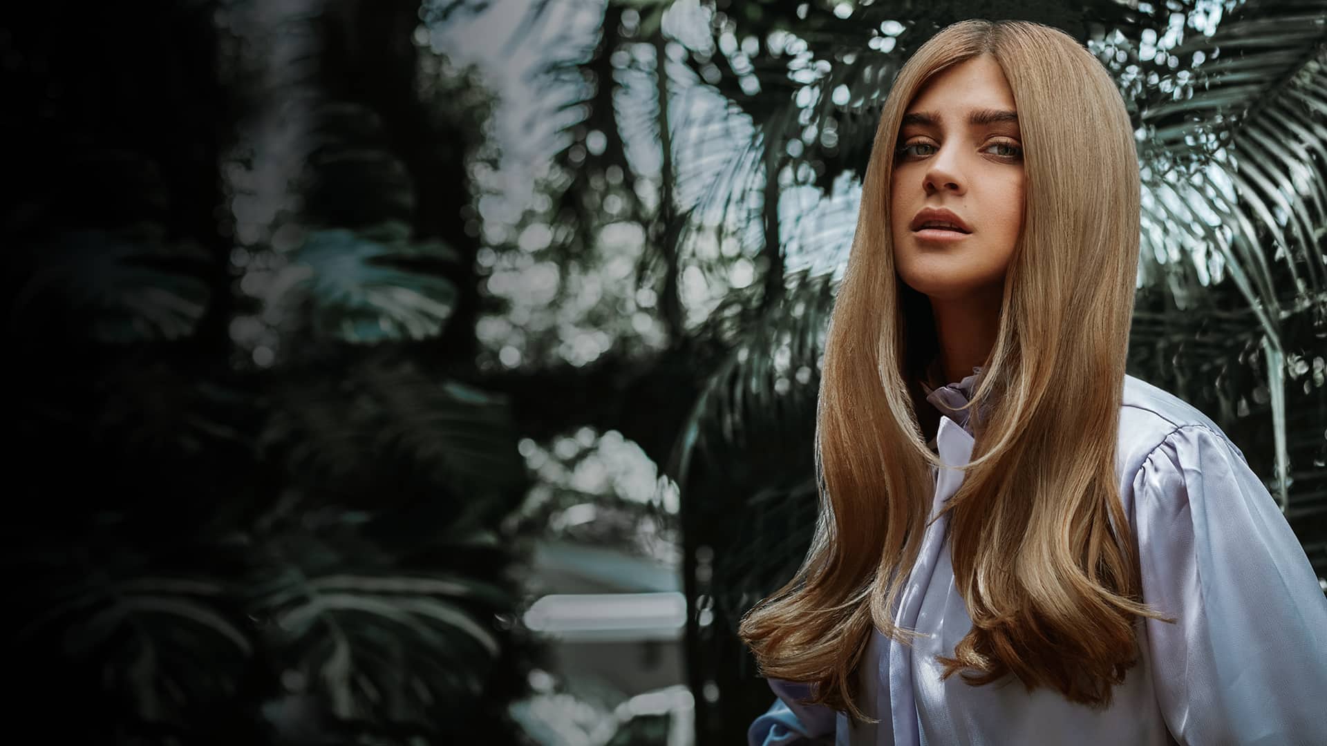 model-blonde